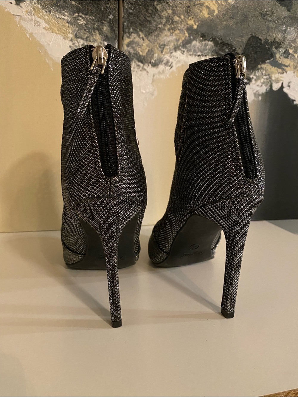 Black Mesh Pointed-Toe Ankle Boot Booties - Picture 6 of 6